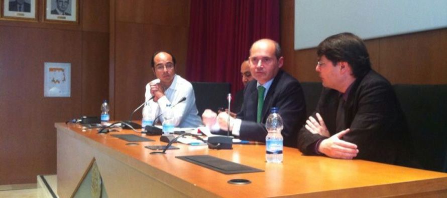 Conferencias de Luis Romero